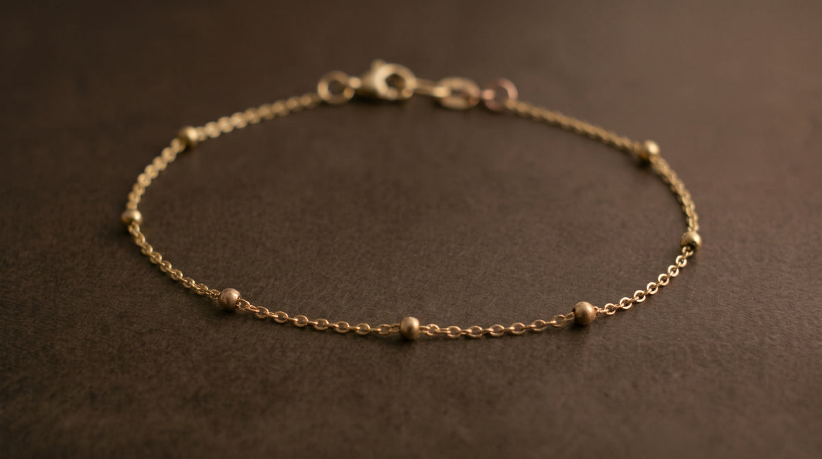 Stamped Rolo Chain with Beads Bracelet - Gold Plated