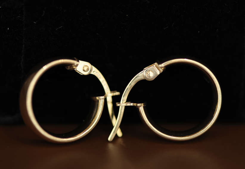 D-Shape Flat Hoop Earrings