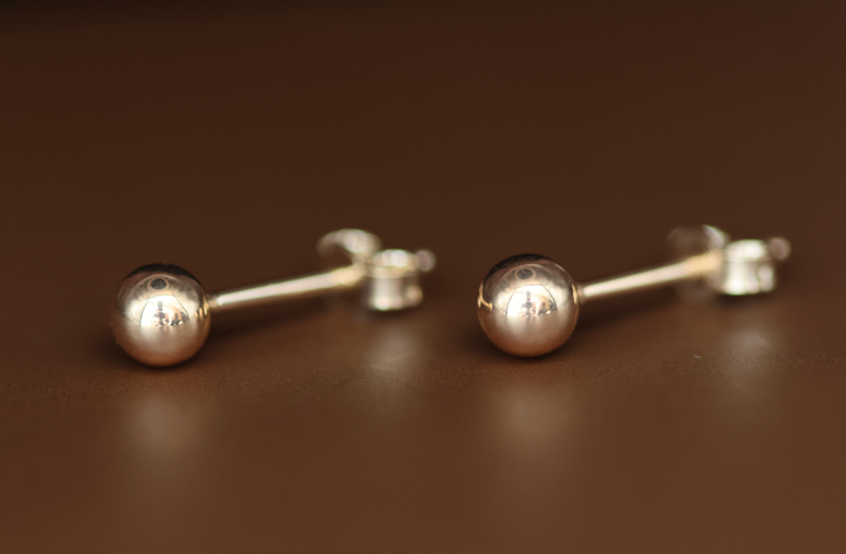 Classic Round Stud Earrings